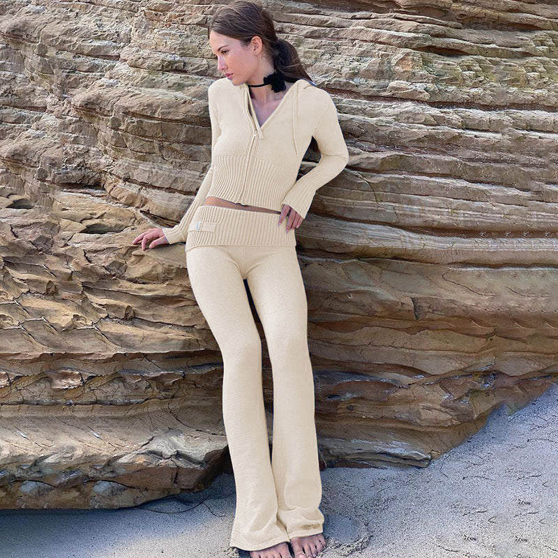 MATIVA | Set with Contrast Stitching